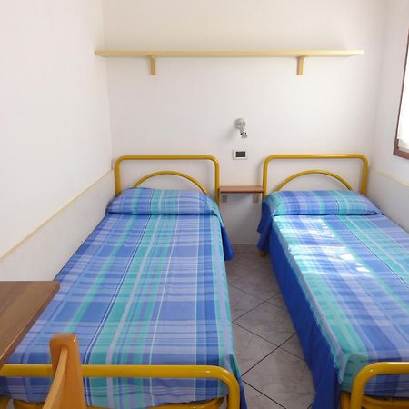 Ivana - Appartamenti Bibione Bagian luar foto