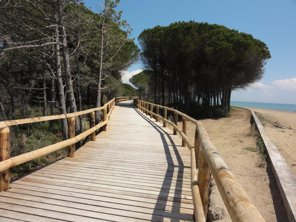 Ivana - Appartamenti Bibione Bagian luar foto